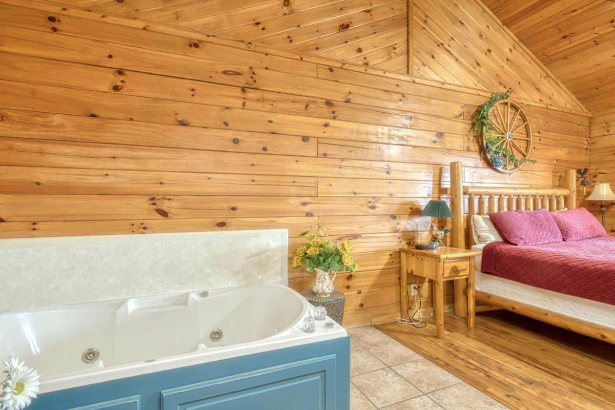 A Hen House Villa Пиджен Фордж Екстериор снимка
